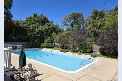 655 Middle Country #6A2, Coram, NY 11727 - Photo 19