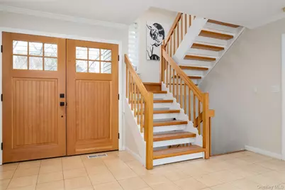 1 Canterbury Road S, Harrison, NY 10528 - Photo 3