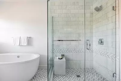 7 Old Boathouse Lane S, Hampton Bays, NY 11946 - Photo 11