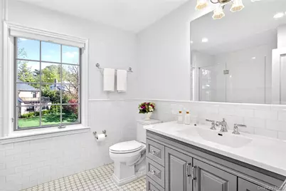 138 Payne Whitney Lane, Manhasset, NY 11030 - Photo 29