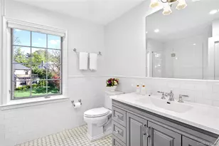 138 Payne Whitney Ln, Manhasset, NY 11030 - Photo 29
