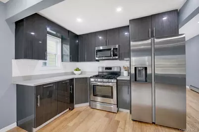 17021 118th Avenue, Jamaica, NY 11434 - Photo 9