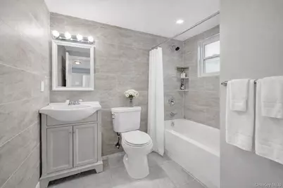 17021 118th Avenue, Jamaica, NY 11434 - Photo 5