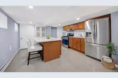 17021 118th Avenue, Jamaica, NY 11434 - Photo 7