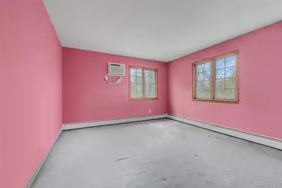 1 Peters Lane, Manhasset, NY 11030 - Photo 13