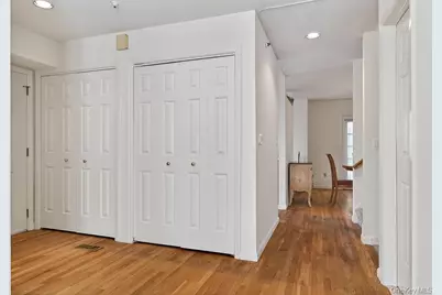75 W Hartsdale Avenue #8, Hartsdale, NY 10530 - Photo 9