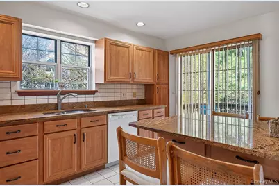 75 W Hartsdale Avenue #8, Hartsdale, NY 10530 - Photo 3