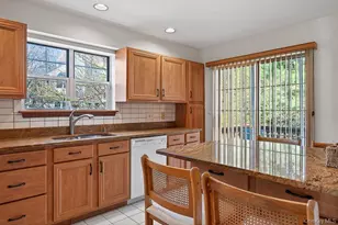 75 W Hartsdale Ave, Hartsdale, NY 10530 - Photo 3