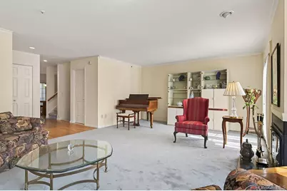 75 W Hartsdale Avenue #8, Hartsdale, NY 10530 - Photo 11