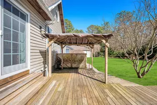 136 Mill Rd, Manorville, NY 11949 - Photo 49