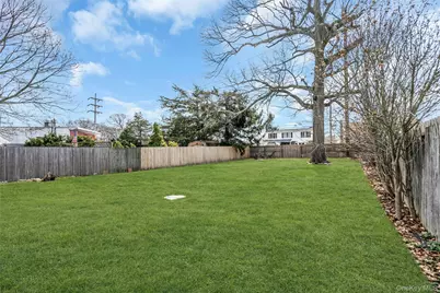 6 Oakwood Avenue, Ronkonkoma, NY 11779 - Photo 21