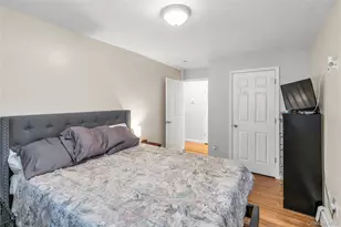 6 Oakwood Ave, Ronkonkoma, NY 11779 - Photo 11