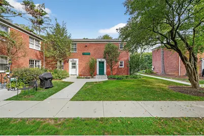 11 Fieldstone Drive #130, Hartsdale, NY 10530 - Photo 3