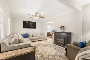 54 Christmas St, North Babylon, NY 11703 - Photo 3