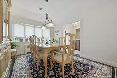 2953 Kinloch Road, Wantagh, NY 11793 - Photo 13