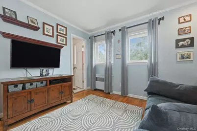 2953 Kinloch Road, Wantagh, NY 11793 - Photo 21