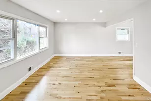 37 Decatur St, Roosevelt, NY 11575 - Photo 13