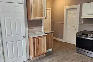 10 Charles St, Poughkeepsie, NY 12601 - Photo 11