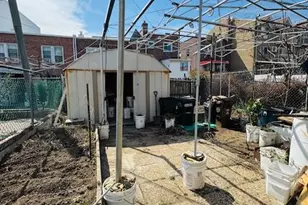 72-20 51st Dr, Woodside, NY 11377 - Photo 25