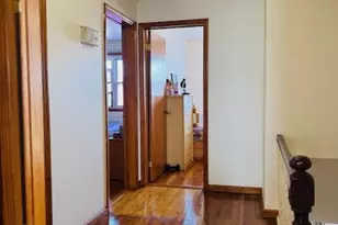 72-20 51st Dr, Woodside, NY 11377 - Photo 15