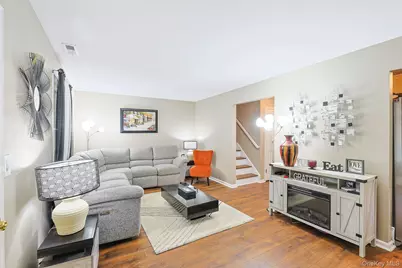 20 Wintergreen Court, Montgomery, NY 12549 - Photo 5