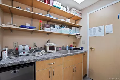 84-10 153rd Avenue #LM, Howard Beach, NY 11414 - Photo 5