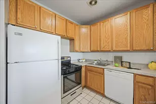 227 Surf Dr, Bronx, NY 10473 - Photo 13