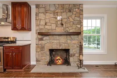 304 Battle Avenue #A, White Plains, NY 10606 - Photo 17