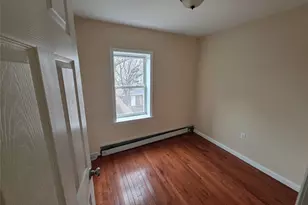 42 Hasbrouck St, Newburgh, NY 12550 - Photo 7