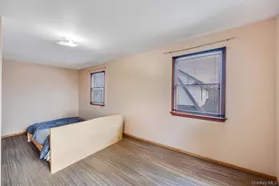 24 Pleasant Ave, Roosevelt, NY 11575 - Photo 9