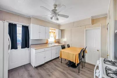 24 Pleasant Avenue, Roosevelt, NY 11575 - Photo 7