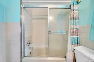 24 Pleasant Ave, Roosevelt, NY 11575 - Photo 15