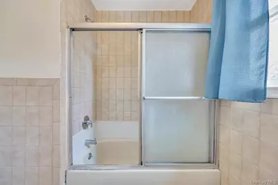 24 Pleasant Avenue, Roosevelt, NY 11575 - Photo 17