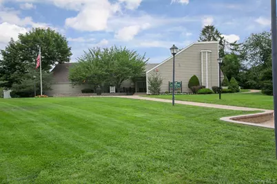 7 Possum Path, Coram, NY 11727 - Photo 19