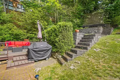 32 Thorn Avenue, Mount Kisco, NY 10549 - Photo 25