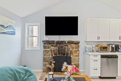 32 Forest Lane, Yorktown Heights, NY 10598 - Photo 9