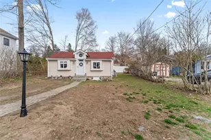 32 Forest Ln, Yorktown Heights, NY 10598 - Photo 3