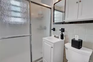 254-03 74th Ave, Glen Oaks, NY 11004 - Photo 15