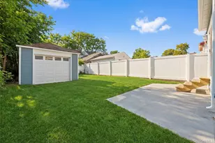 34-26 209th St, Bayside, NY 11361 - Photo 19