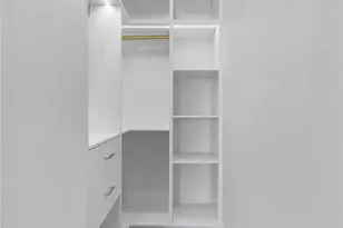 35-18 221st St, Bayside, NY 11361 - Photo 23