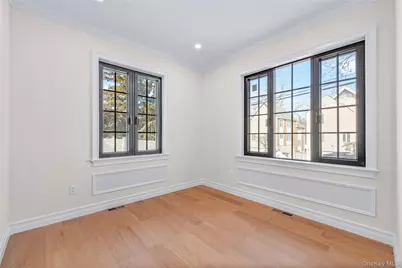 3518 221st Street, Bayside, NY 11361 - Photo 27
