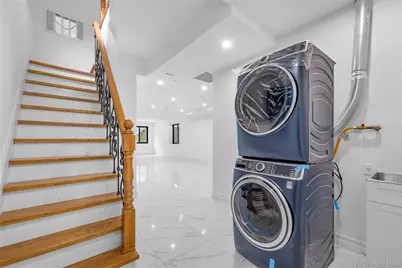 3518 221st Street, Bayside, NY 11361 - Photo 27