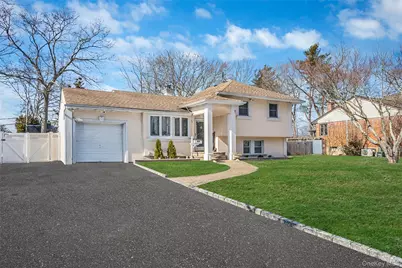 86 Overlook Drive, East Islip, NY 11730 - Photo 1