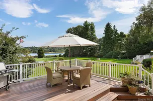 61 Factory Pond Rd, Locust Valley, NY 11560 - Photo 33