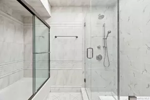 61 Factory Pond Rd, Locust Valley, NY 11560 - Photo 23