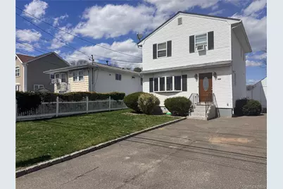 506 48th Street, Lindenhurst, NY 11757 - Photo 3