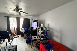 506 48th St, Lindenhurst, NY 11757 - Photo 7