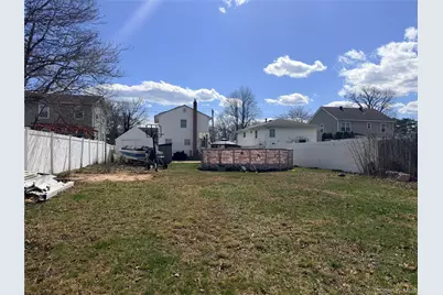 506 48th Street, Lindenhurst, NY 11757 - Photo 15