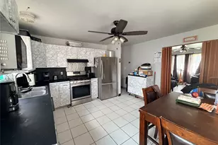 506 48th St, Lindenhurst, NY 11757 - Photo 5