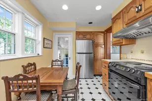 166-15 33rd Ave, Flushing, NY 11358 - Photo 9